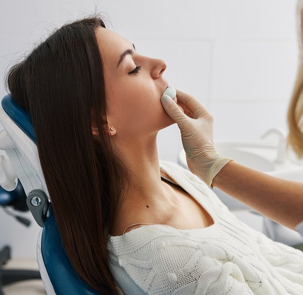 Bleeding After a Baby Tooth Falls Out